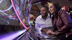 Live casino and slots wins shown on winph app community page